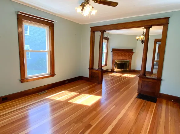 52 West St, Bangor, ME 04401