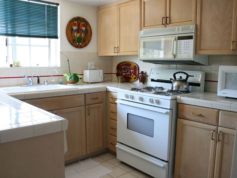 Bright Open Kitchen