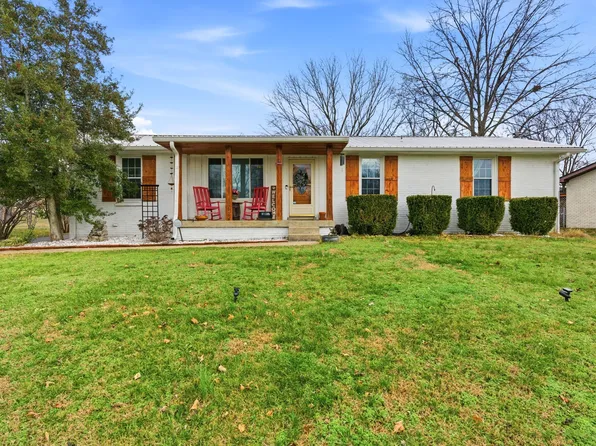 104 Cheryl Ct, Hendersonville, TN 37075