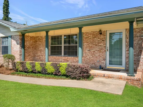 408 Collinsford Rd, Tallahassee, FL 32301