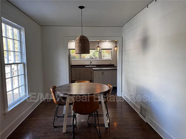 610 N Olive Ave — Photo 13