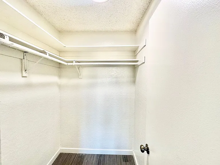 Orangewood Pines — Photo 11