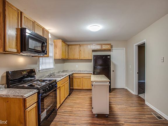 91800406_1441-greenwood-ct_canton_ga_2016_3