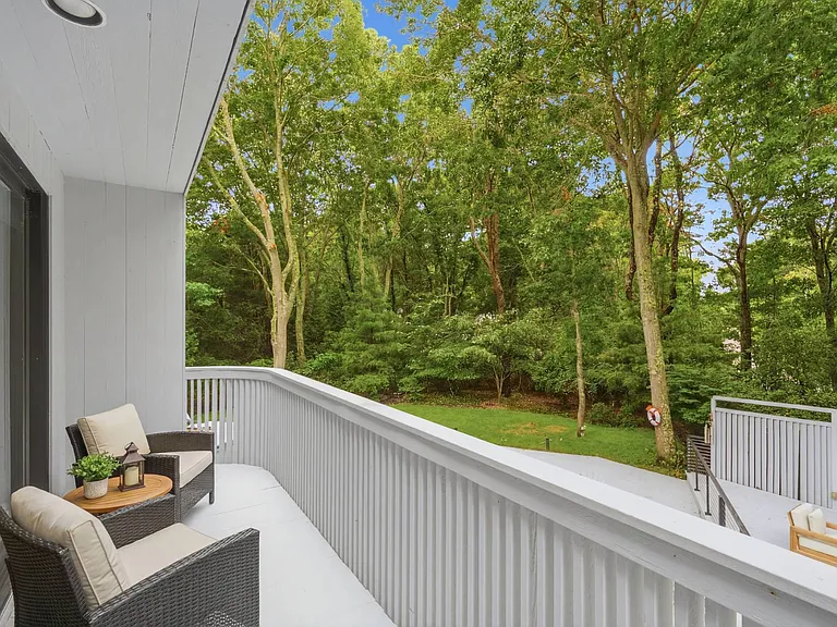 11 Glen Oak Ct — Photo 26