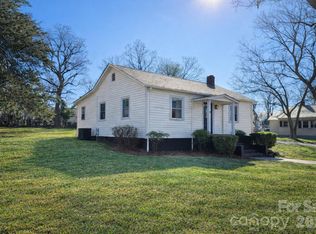 116 Barnes Ln, Stony Point, NC 28678