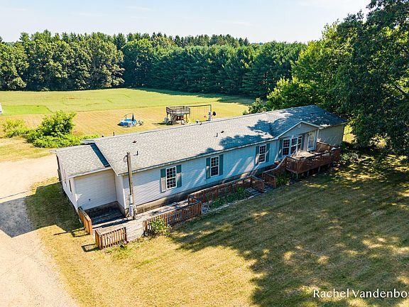 5th image of 8456 Centerline Rd