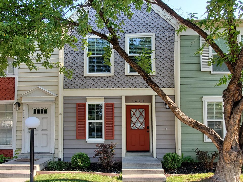 1. Front of Condo