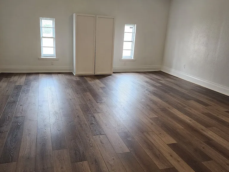 606 White Dr — Photo 8