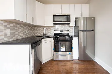 Rented by Mdrn Residential