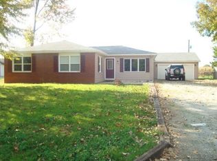 520 Raleigh Rd, Galveston, IN 46932