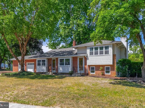 428 Wedgewood Dr, Turnersville, NJ 08012