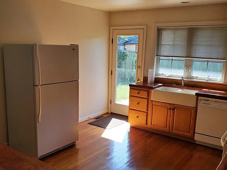 Kitchen, walk out to back deck.