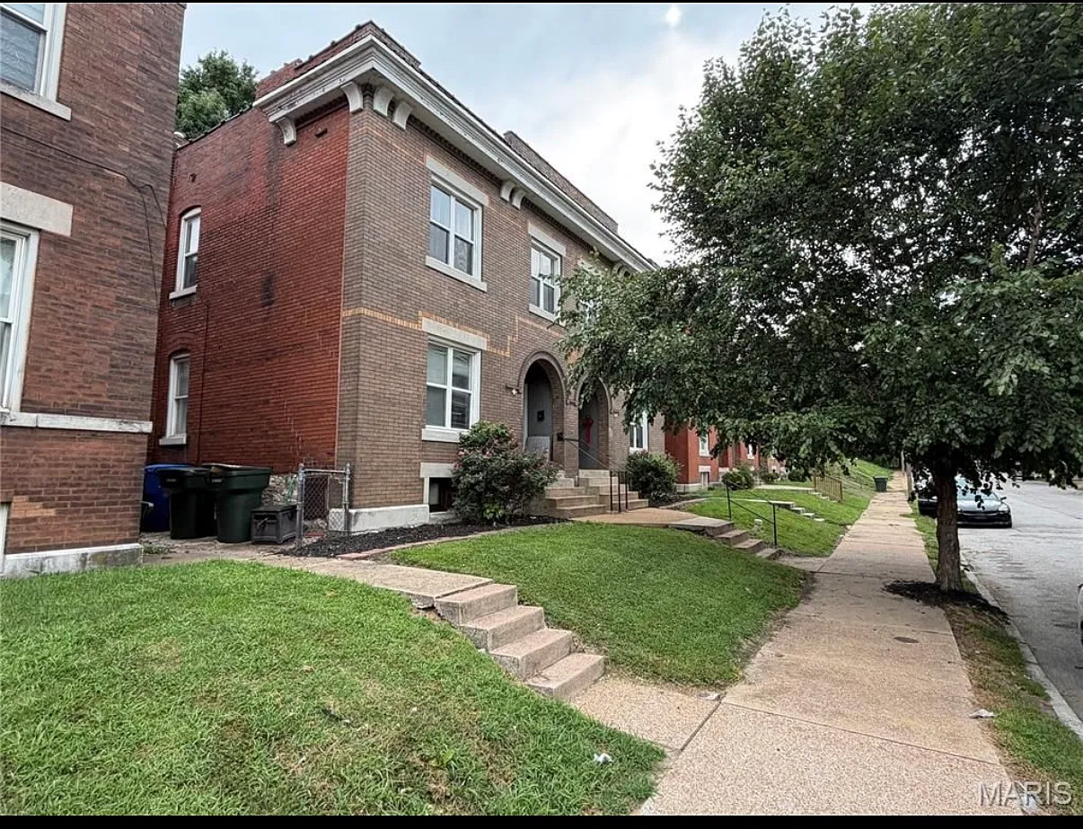 3004 Henrietta St — Photo 1