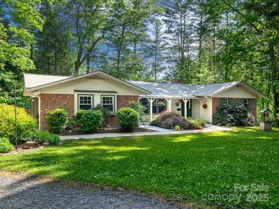 2622 Kanuga Pines Dr, Hendersonville, NC, 28739