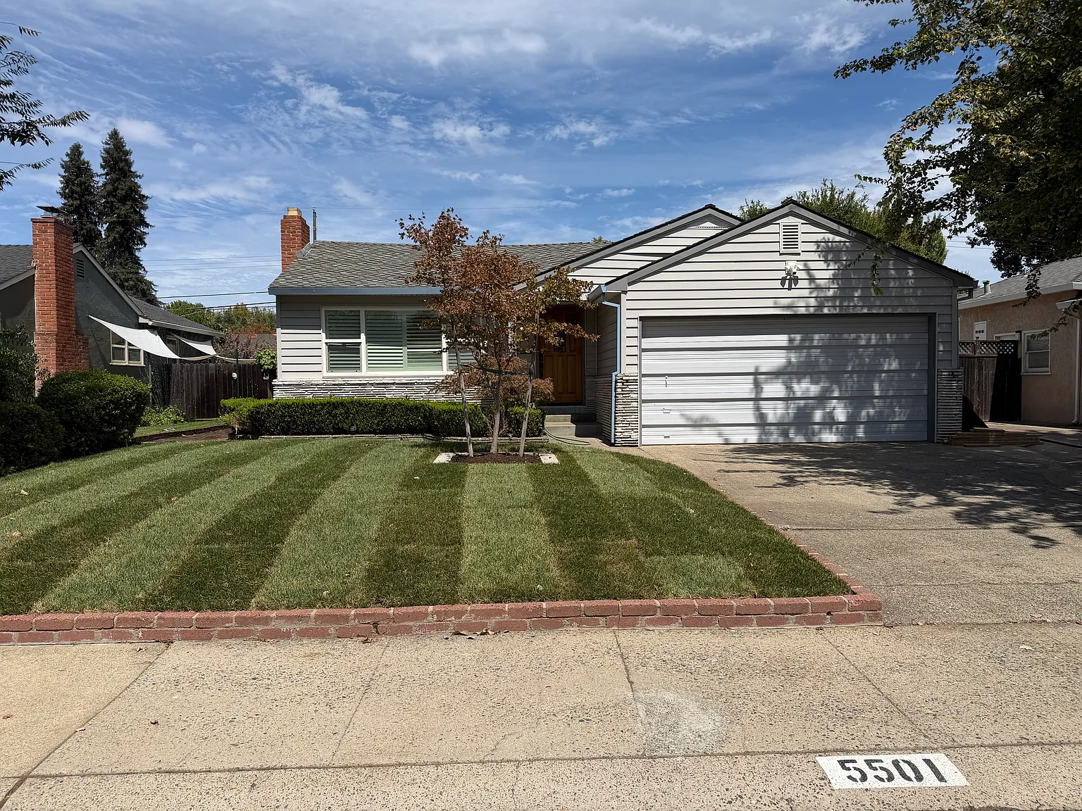 Moddison Avenue — Photo 1