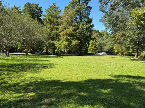 Burbank Dr, Baton Rouge, LA 70808