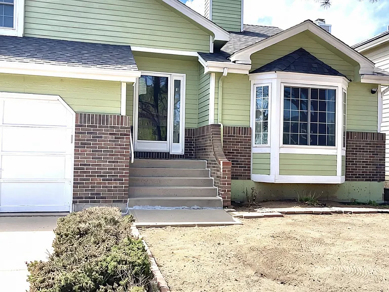 3560 Hickory Hill Dr — Photo 25
