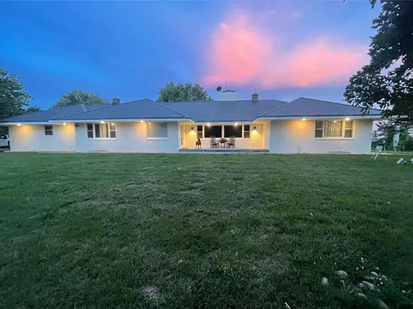 978 E Highway 14, Lead Hill, AR 72644