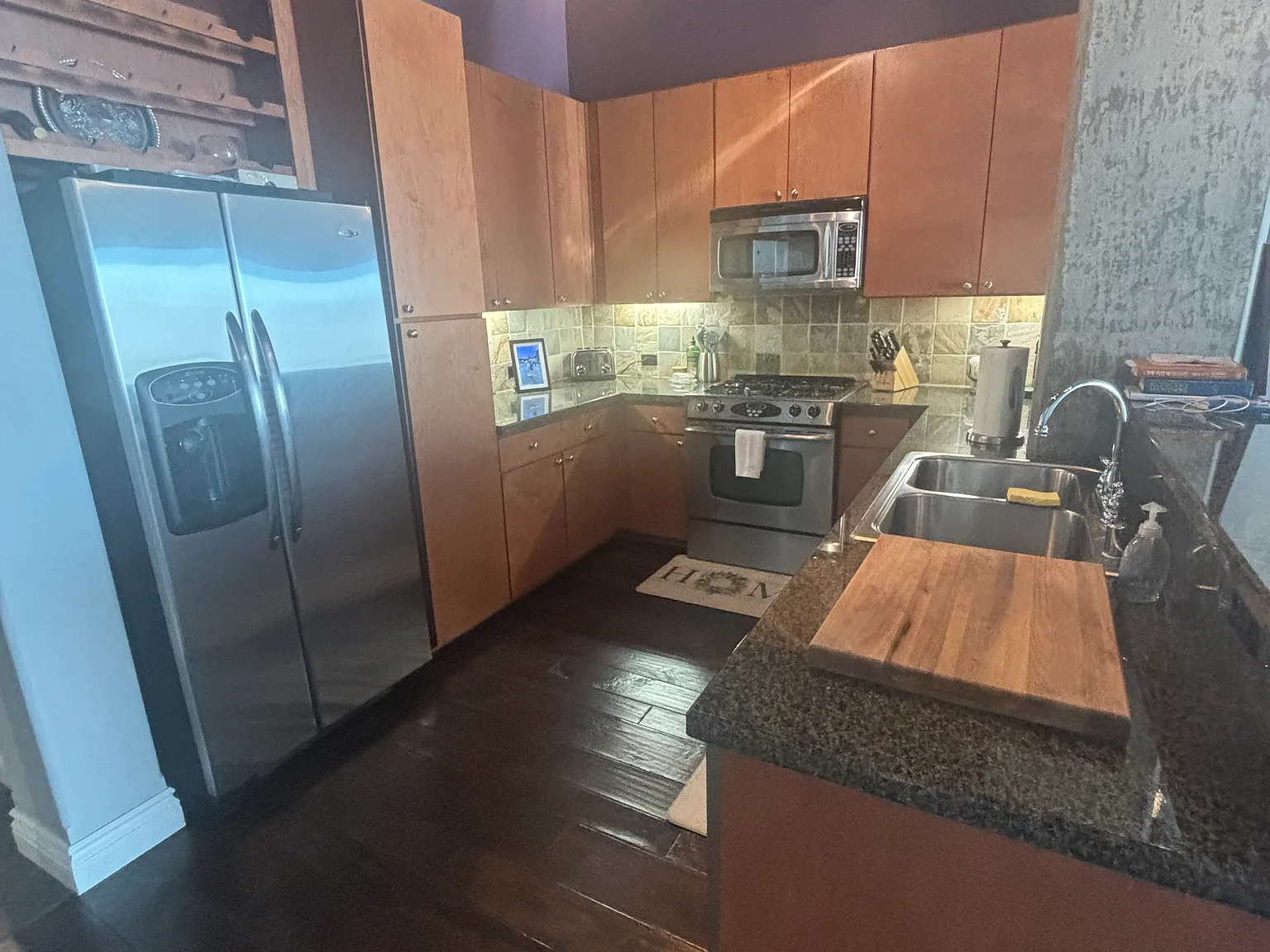 2 bed, 1400 sqft, $4,650 — Photo 3