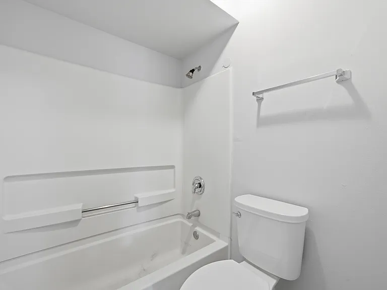 9940 Nottingham Ave #302 — Photo 16