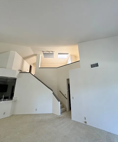 17 Auburn Aisle — Photo 8
