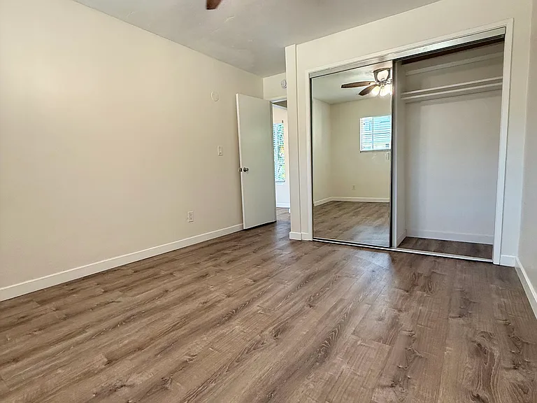 3051 Meade Ave #17 — Photo 11