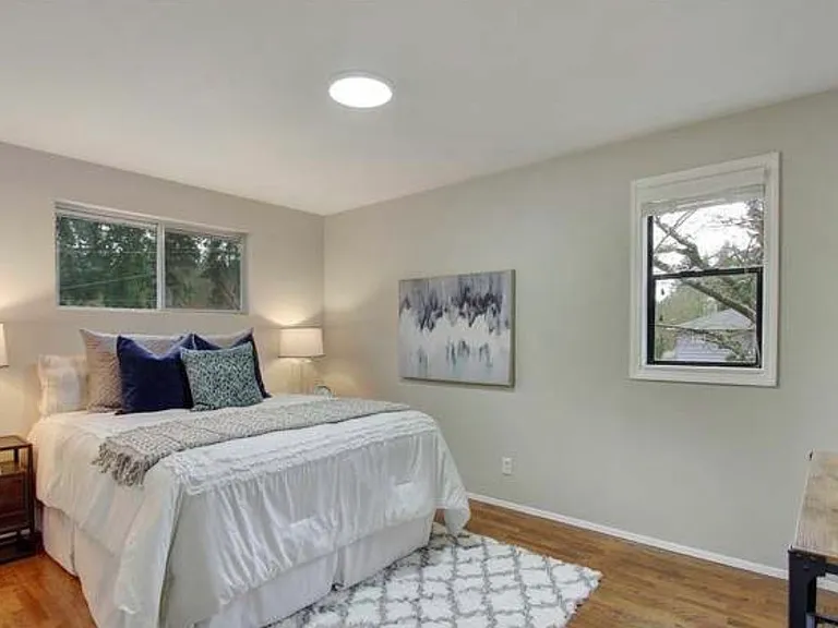 17346 1st Ave NW — Photo 9