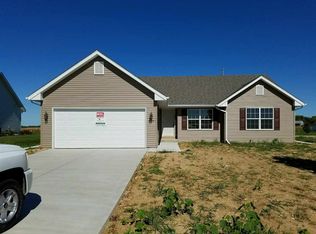 3625 Eagles Ridge Dr, Beloit, WI 53511