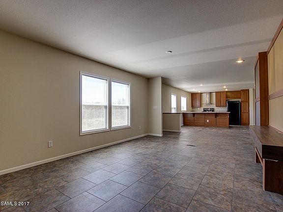 3rd image of 9107 E Barataria Blvd