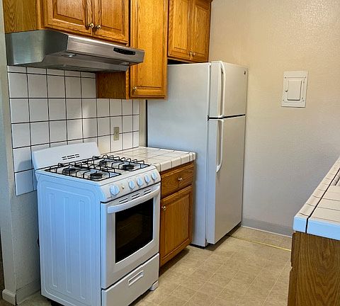 4th image of 249 Pamela Ave APT 7