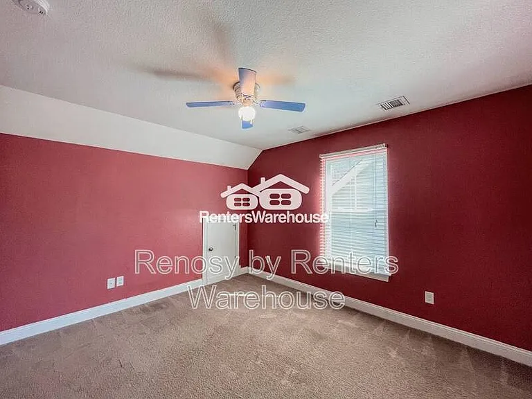 105 Bedford Pl — Photo 6