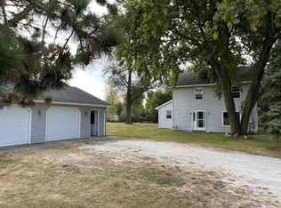 31213 Bushnell Rd, Burlington, WI 53105