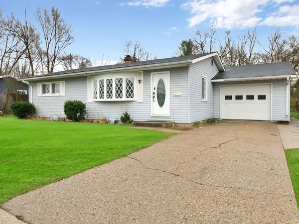 807 E Hively Ave, Elkhart, IN 46517