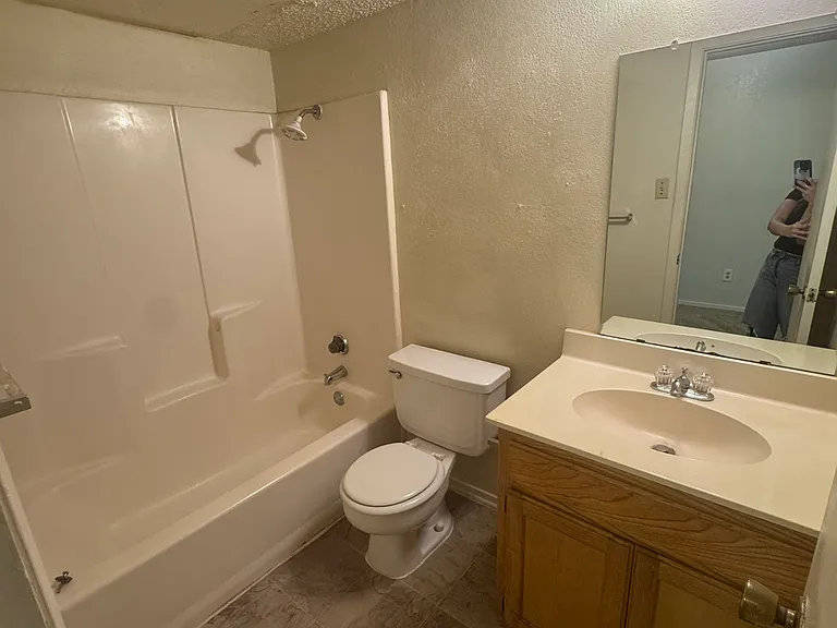 200 Hann St #2 — Photo 6