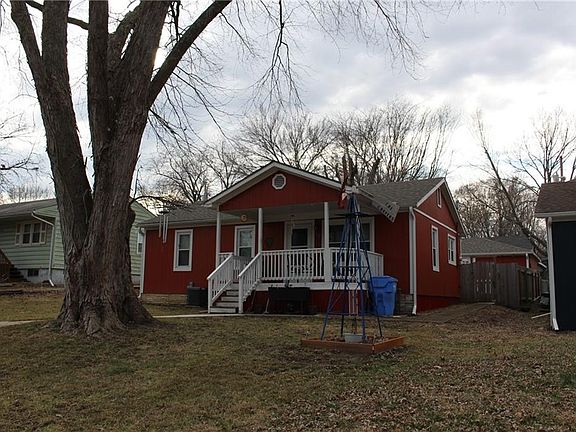 4th image of 610 Yoeke St
