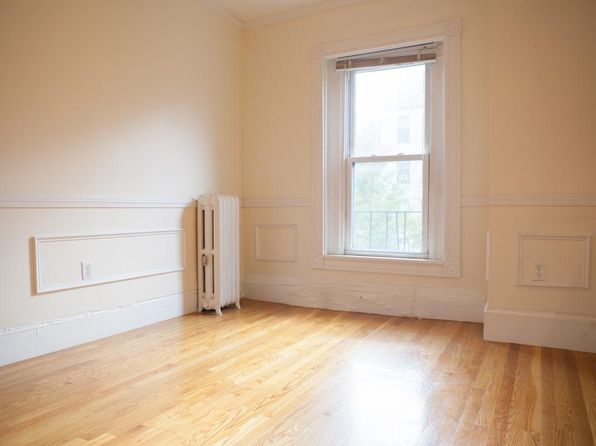 52 Joy St APT 15