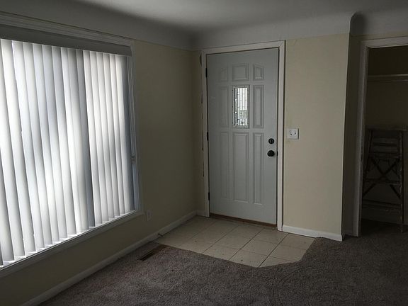 4th image of 154 Tacoma Dr