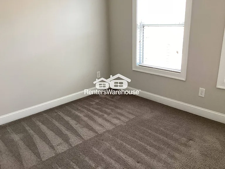1737 Kenstone Walk — Photo 38
