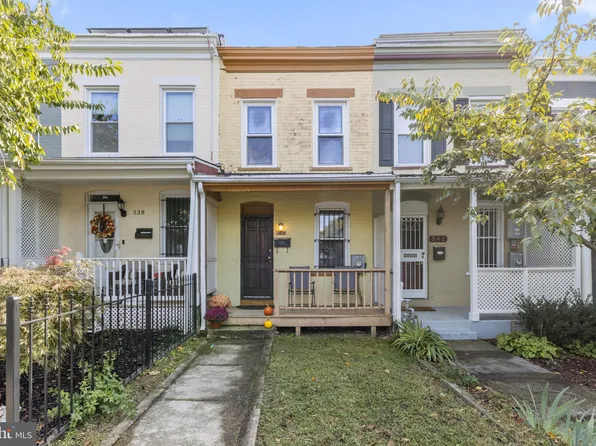 540 Newton Pl NW, Washington, DC 20010