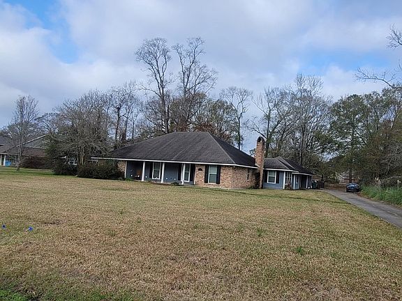2nd image of 8043 Longwood Dr