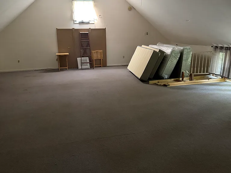 89 Riverside Dr #3 — Photo 9