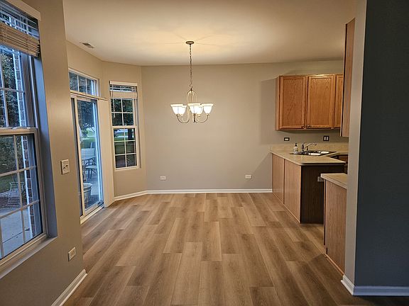 2nd image of 11818 S Heritage Meadows Dr
