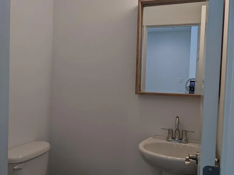 113 Highland Park Ln — Photo 17
