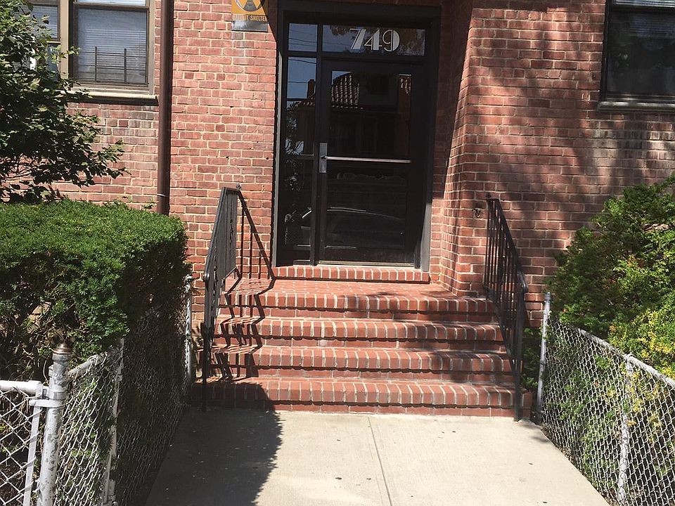 1st image of 749 E 231st St APT 5D