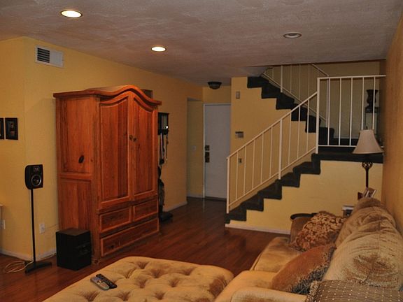 4th image of 3608 Missouri St