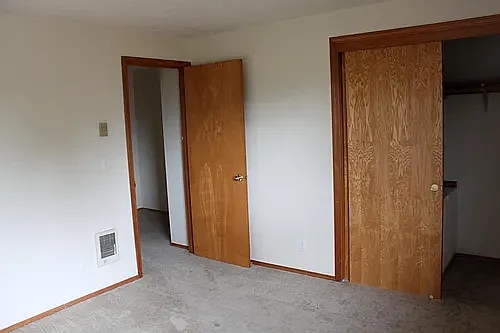 434 NE 57th Ave — Photo 20