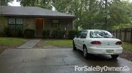1st image of 3700 Maria Cir