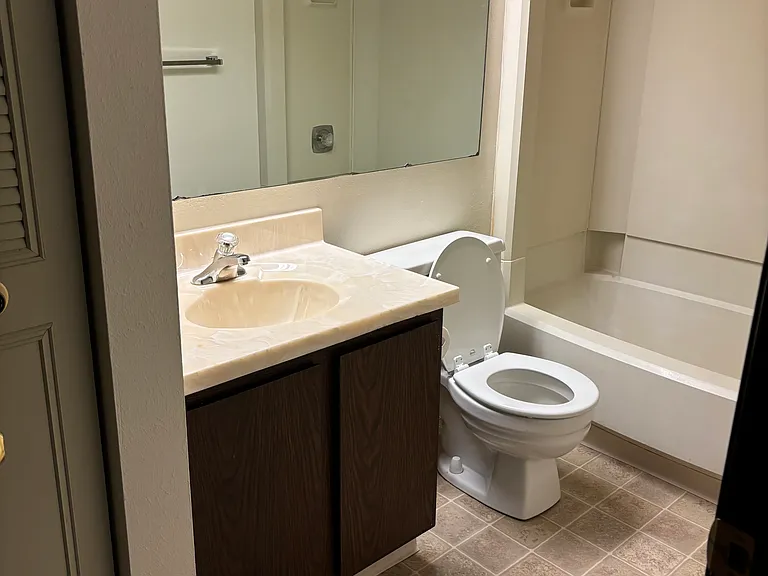 Lake View Shores — Photo 9