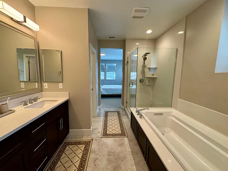 649 Sandalwood Dr #4 — Photo 31