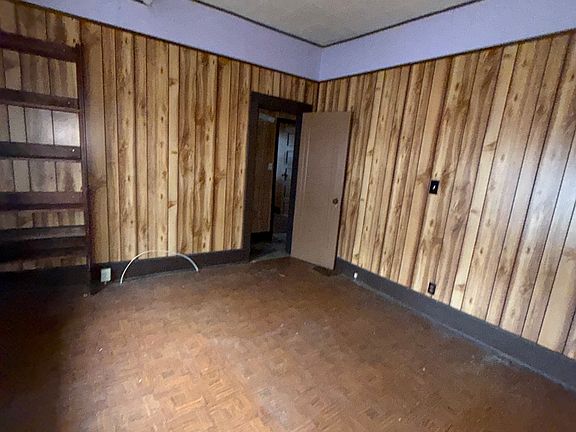 4th image of 522 E Garfield Ave